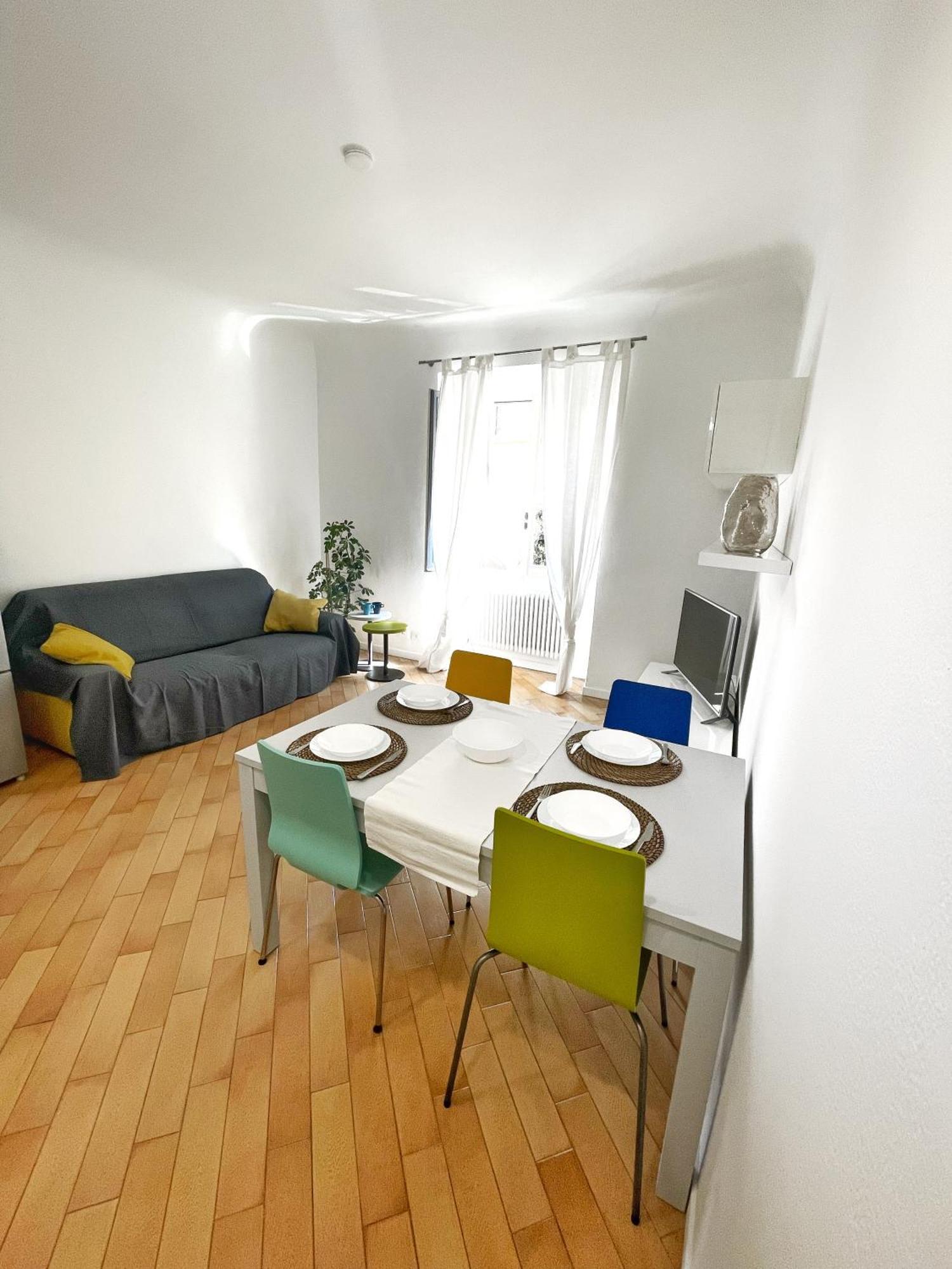 Apartament Ampio E Accogliente Bilocale - Fara 1, Porta Nuova Mediolan Zewnętrze zdjęcie